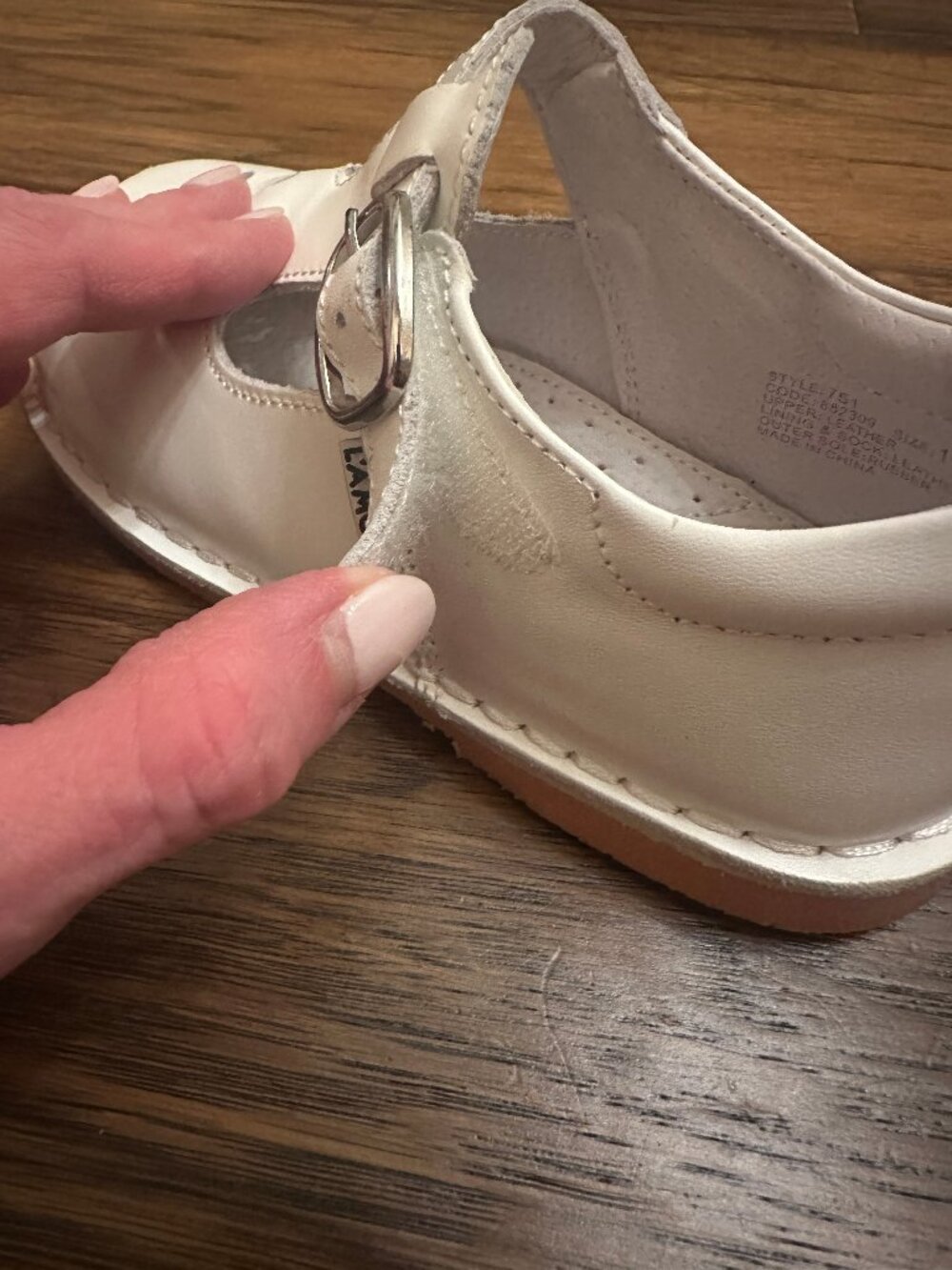 L'Amour Shoes Joy Classic Leather White T-Strap Mary Janes - Picture 8 of 8